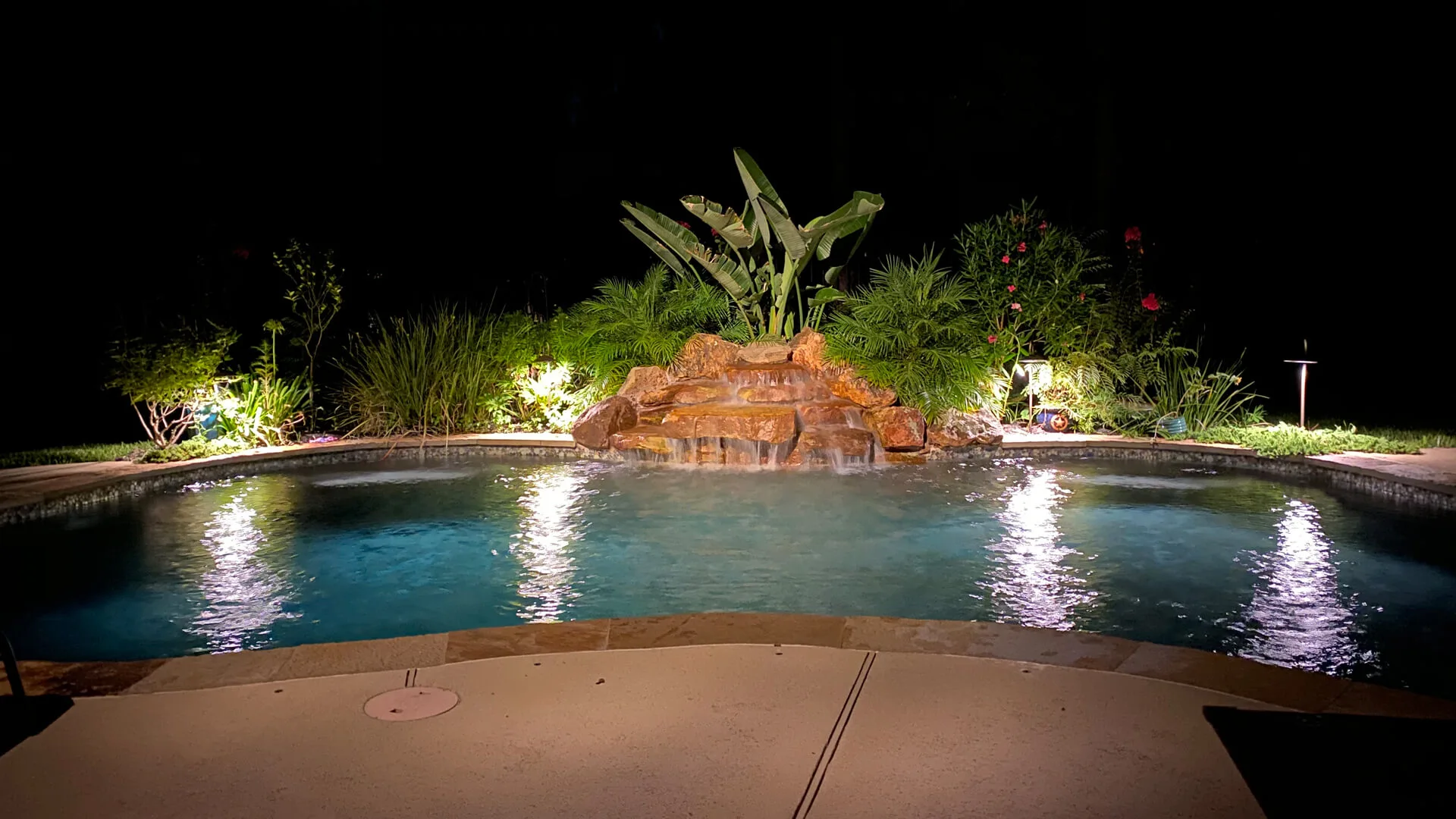 Outdoor Lighting Installation in Houston, TX & Surrounding Areas